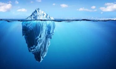 "Esplora l'inconscio: viaggio nei segreti della mente umana, svelando comportamenti e percezioni nascoste. Un'immersione illuminante nell'animo umano, rivelando intricati meccanismi psichici. Scopri il legame tra conscio e inconscio, svelando il nostro essere più profondo. Un'opportunità di comprenderci, di sondare la psiche e scoprire la nostra vera natura."